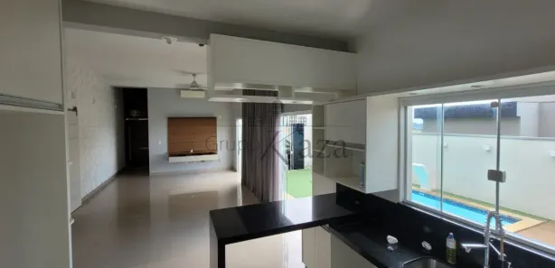 Casa de Condomínio com 3 Quartos para alugar, 160m² no Condomínio Terras do Vale, Caçapava