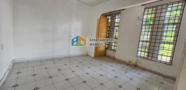 Prédio Comercial para alugar, 744m² no São Jorge, Manaus