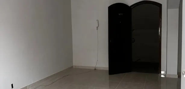 Apartamento com 2 Quartos para alugar, 110m² no Bacaxá (Bacaxá), Saquarema