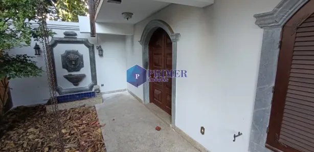 Casa com 6 Quartos para alugar, 500m² no Santo Antônio, Belo Horizonte