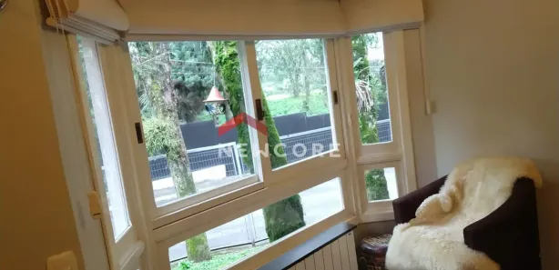 Casa de Condomínio com 2 Quartos à venda, 75m² no Planalto, Gramado