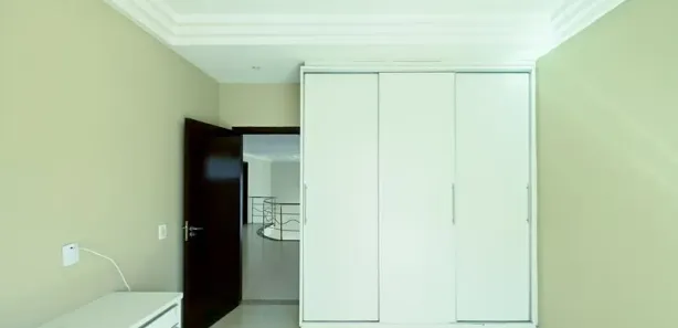 Casa de Condomínio com 4 Quartos para alugar, 370m² no Residencial Granville, Goiânia