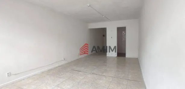 Sala Comercial à venda, 40m² no Centro, São Gonçalo
