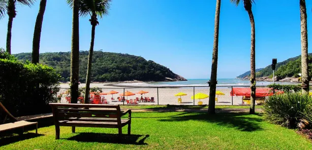 Casa com 4 Quartos para venda ou aluguel, 342m² no Balneário Praia do Pernambuco, Guarujá