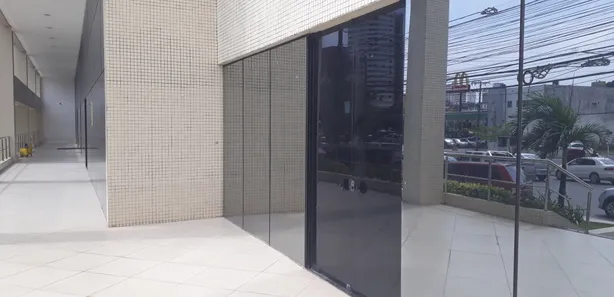 Ponto Comercial para alugar, 900m² no Pituba, Salvador