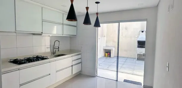 Sobrado com 2 Quartos para alugar, 90m² no Potecas, São José