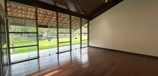 Casa com 7 Quartos para alugar, 756m² no Morin, Petrópolis