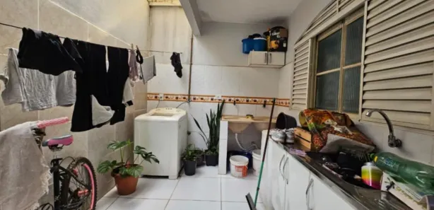 Sobrado com 3 Quartos para alugar, 200m² no Santa Maria, Brasília