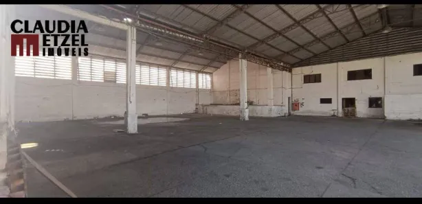 Galpão/Depósito/Armazém para venda ou aluguel, 1110m² no Sítio Paecara (Vicente de Carvalho), Guarujá