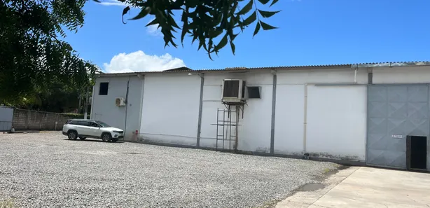 Galpão/Depósito/Armazém para alugar, 1350m² no Nova Abrantes (Abrantes), Camaçari