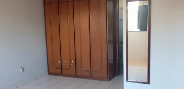 Casa de Condomínio com 3 Quartos para alugar, 194m² no Setor Jaó, Goiânia