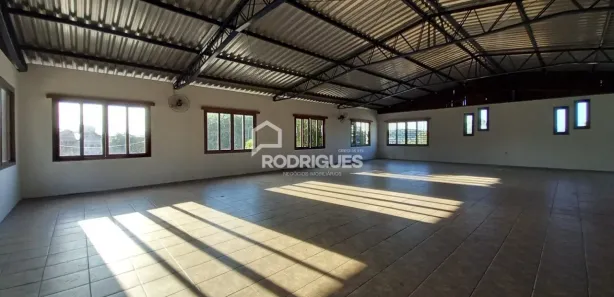 Sala Comercial para alugar, 110m² no Centro, Portão