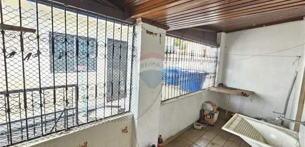Casa com 6 Quartos à venda, 207m² no Nossa Senhora das Graças, Manaus