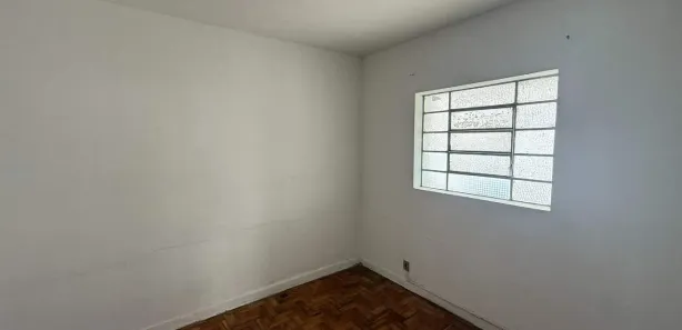 Casa com 2 Quartos para alugar, 80m² no São Marcos, Belo Horizonte