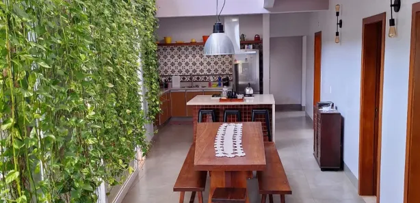 Casa de Condomínio com 4 Quartos à venda, 300m² no Jardins Verona, Goiânia