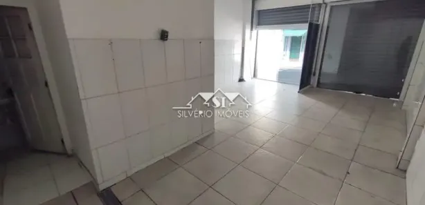 Ponto Comercial para alugar, 35m² no Quissama, Petrópolis