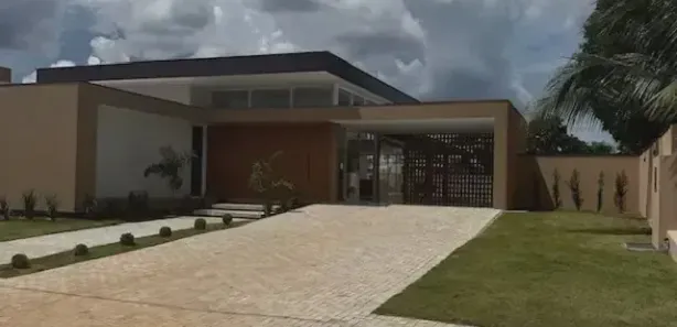 Casa de Condomínio com 4 Quartos à venda, 390m² no Loteamento Residencial Polinésia, Palmas