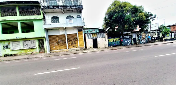Prédio Comercial com 6 Quartos à venda, 225m² no Santo Antônio, Manaus