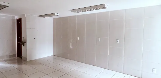 Ponto Comercial para alugar, 60m² no Nogueira, Petrópolis