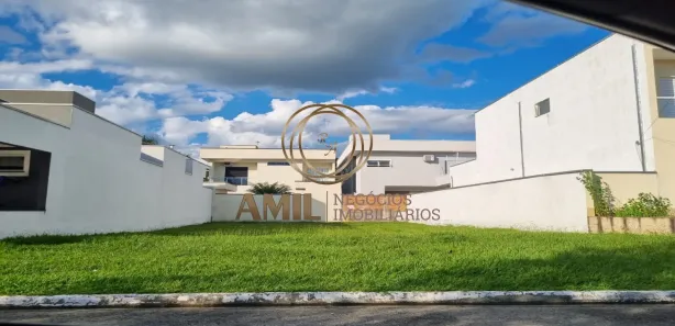 Lote/Terreno à venda, 300m² no Castelo, Tremembé