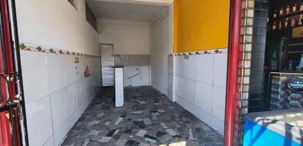 Ponto Comercial para alugar, 32m² no Pau Miúdo, Salvador
