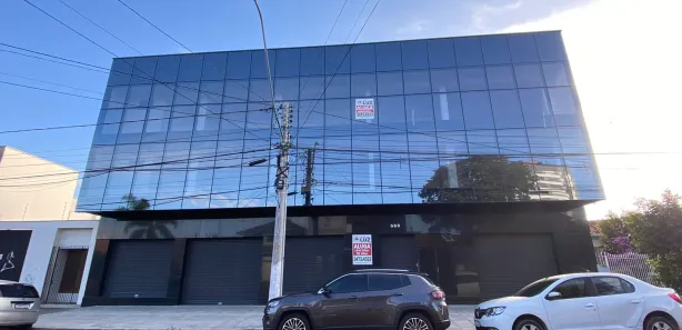 Sala Comercial para alugar, 340m² no Centro, Esteio