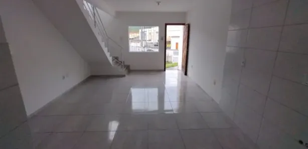 Sobrado com 2 Quartos para alugar, 66m² no Potecas, São José