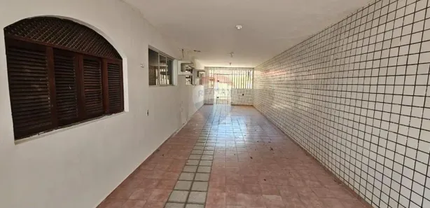 Casa com 5 Quartos à venda, 244m² no Ponta Negra, Natal