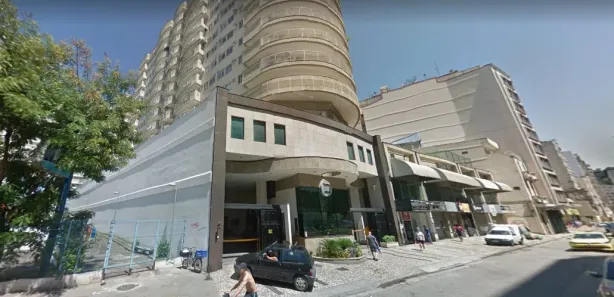 Apartamento com 3 Quartos para alugar, 84m² no Catete, Rio de Janeiro
