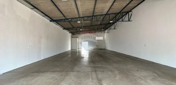 Galpão/Depósito/Armazém com 1 Quarto à venda, 220m² no Jardim dos Ipês II, Araguaína