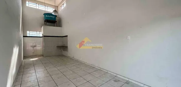 Ponto Comercial para alugar, 44m² no Nações, Divinópolis