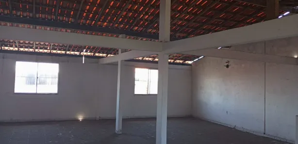Prédio Comercial com 4 Quartos à venda, 350m² no Itinga, Lauro de Freitas