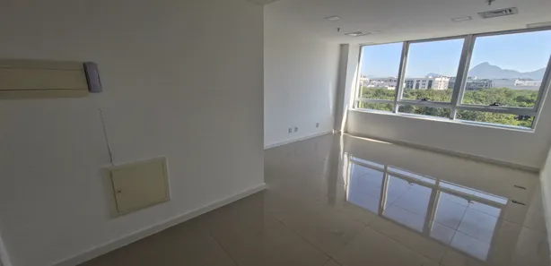 Sala Comercial para alugar, 26m² no Jacarepaguá, Rio de Janeiro