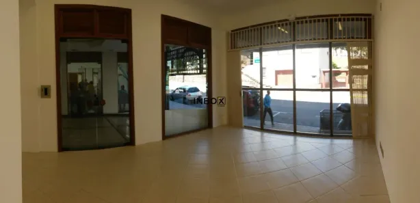 Sala Comercial para alugar, 29m² no Centro, Bento Gonçalves