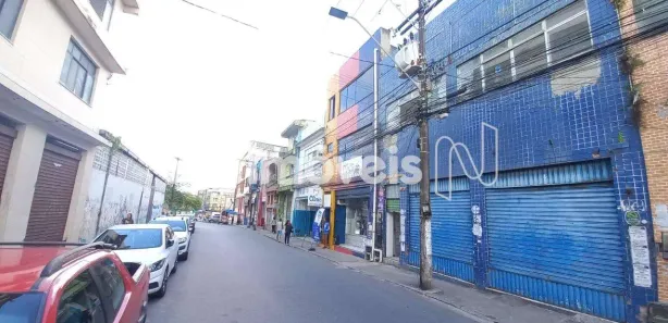 Ponto Comercial para venda ou aluguel, 200m² no Uruguai, Salvador