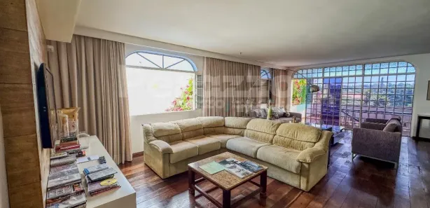 Casa com 4 Quartos à venda, 1200m² no Setor de Habitações Individuais Sul, Brasília