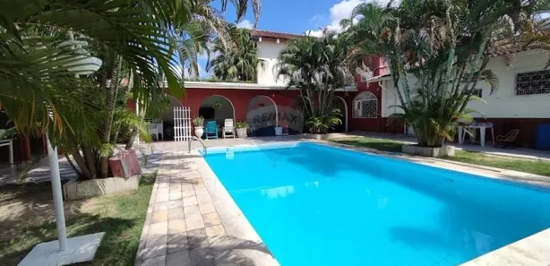 Casa com 6 Quartos à venda, 359m² no Aleixo, Manaus