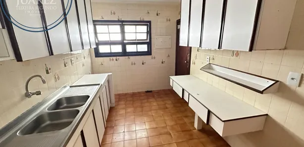 Casa com 3 Quartos à venda, 208m² no Pituba, Salvador