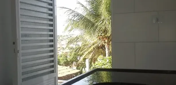 Sobrado com 2 Quartos para alugar, 82m² no Centro, Baía Formosa