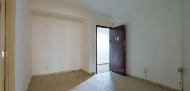 Sala Comercial para alugar, 66m² no Zona Industrial, Brasília
