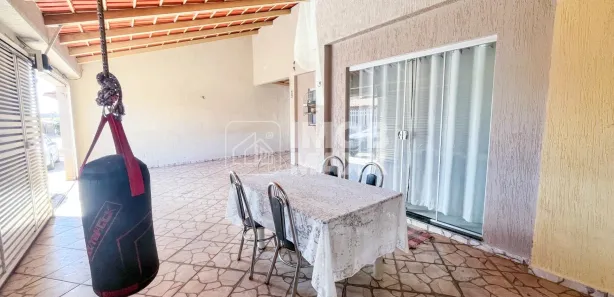 Casa com 5 Quartos à venda, 180m² no Taguatinga Norte, Brasília