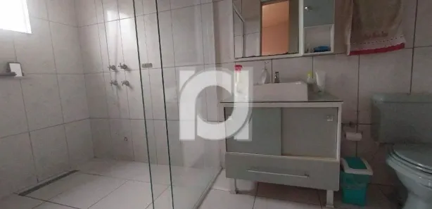 Sobrado com 5 Quartos à venda, 150m² no Centro, Portão