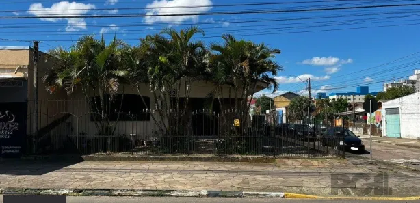 Casa com 3 Quartos à venda, 119m² no Vila Princesa Izabel, Cachoeirinha