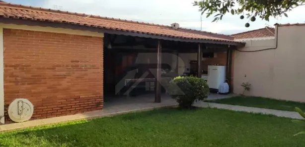 Casa com 3 Quartos à venda, 220m² no Vila Indaiá, Rio Claro