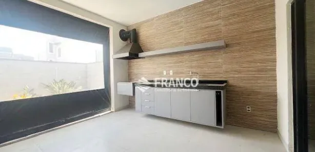 Casa de Condomínio com 3 Quartos à venda, 179m² no Castelo, Tremembé