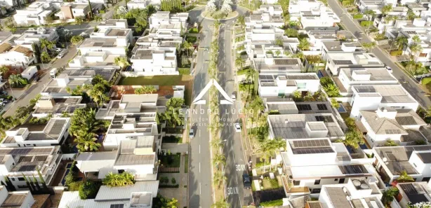 Lote/Terreno à venda, 381m² no Jardins Valência, Goiânia