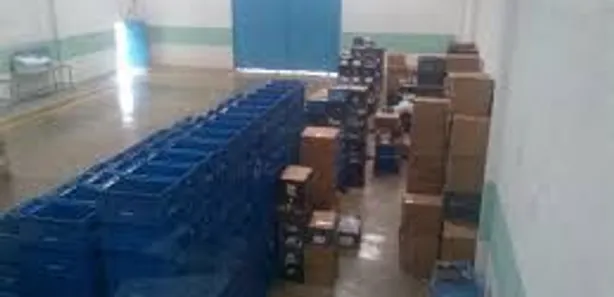 Galpão/Depósito/Armazém para venda ou aluguel, 527m² no Centro, Camaçari