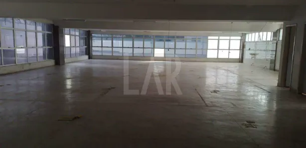 Sala Comercial para alugar, 550m² no Santa Efigênia, Belo Horizonte