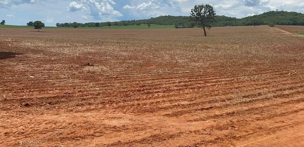 Fazenda/Sítio à venda, 1597200m² no zona rural, 