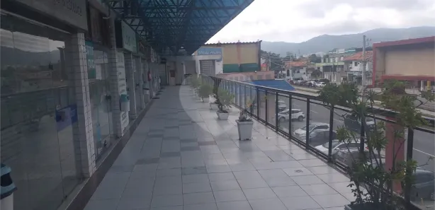 Sala Comercial à venda, 49m² no Itaipu, Niterói